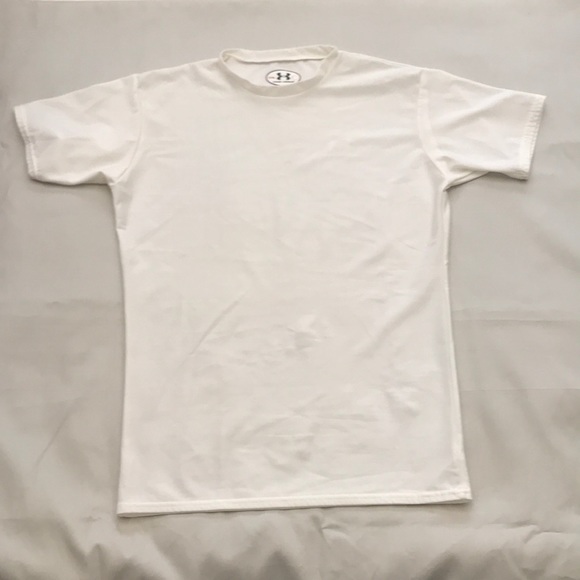 Under Armour Athletic Shirt - Picture 1 of 3